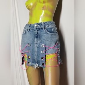 CARMAR laced pink jean skirt SIZE 27